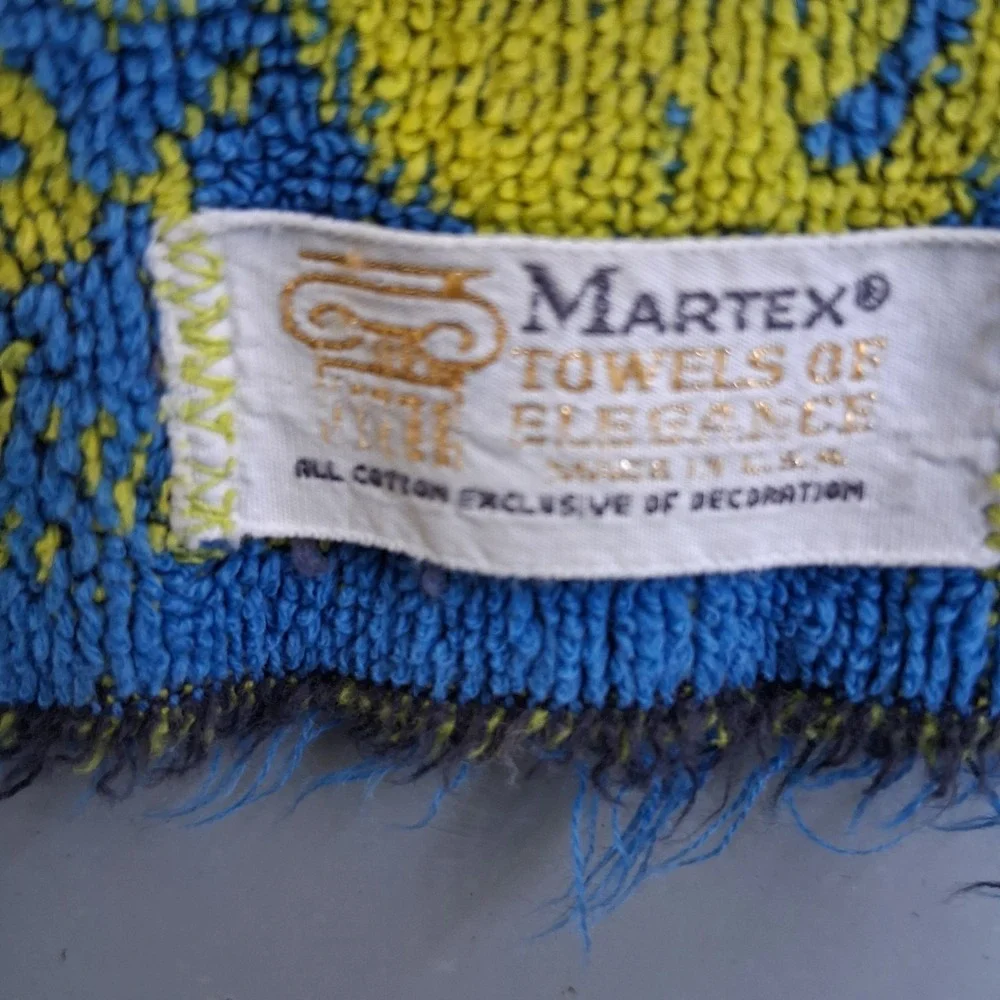 Vintage MCM Bath Towel Blue Yellow Floral Martex GVC USA